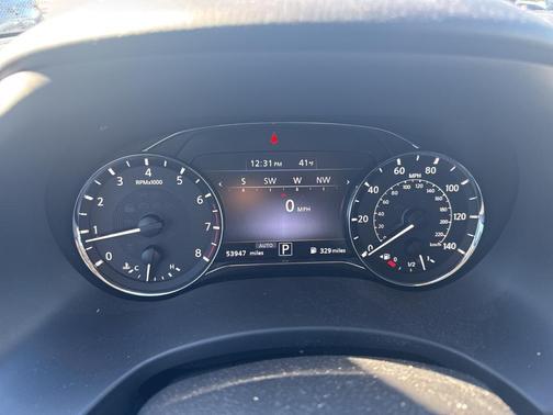 2022 INFINITI QX80 Luxe