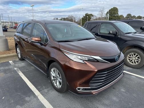 2024 Toyota Sienna Limited