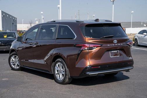 2024 Toyota Sienna Limited