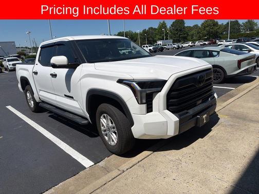 White 2022 Toyota Tundra SR5