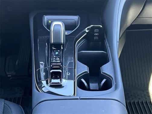 2024 Toyota Crown Platinum