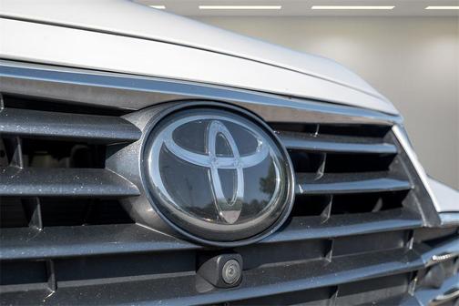 2022 Toyota Avalon Limited