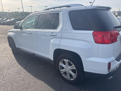 Summit White 2017 GMC Terrain SLT