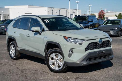 2021 Toyota RAV4 Hybrid XLE