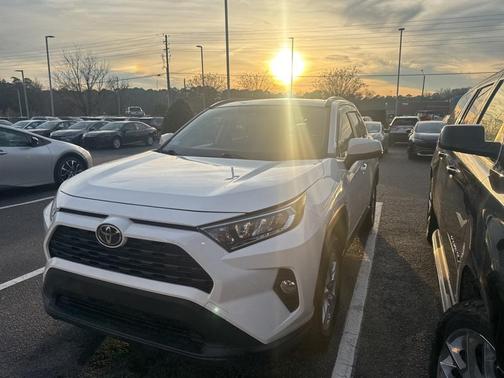 2019 Toyota RAV4 XLE