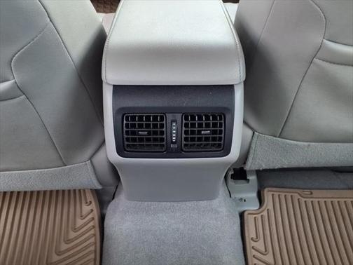 2015 Toyota Camry Hybrid XLE