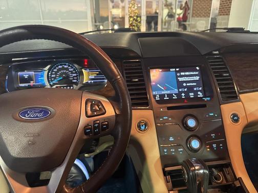 2016 Ford Taurus Limited