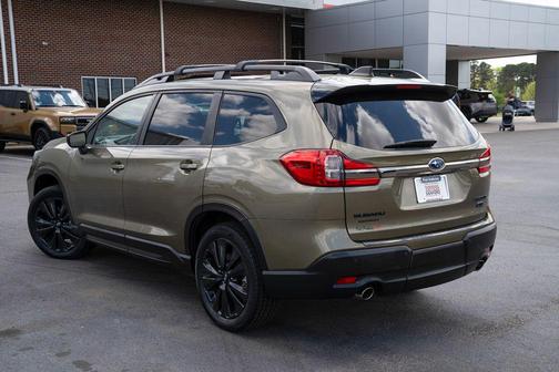 Autumn Green Metallic 2022 Subaru Ascent Onyx Edition 7-Passenger