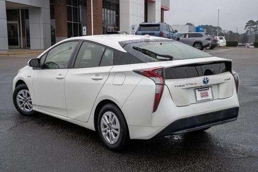 2017 Toyota Prius Two