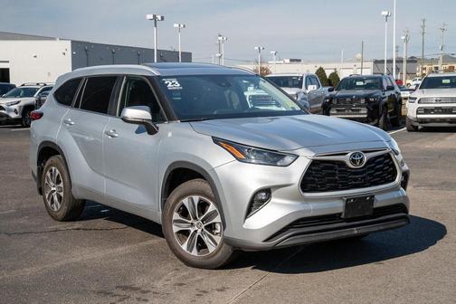 2023 Toyota Highlander XLE