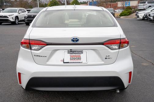 2025 Toyota Corolla Hybrid SE