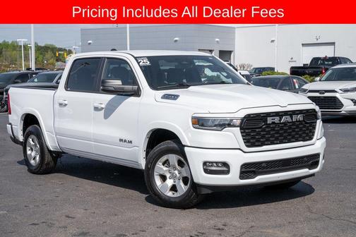 Bright White Clearcoat 2025 RAM 1500 Big Horn/Lone Star