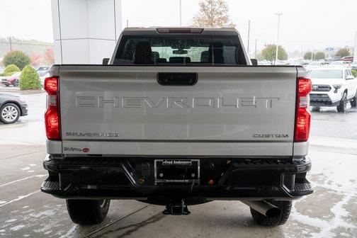 2023 Chevrolet Silverado 2500 Custom