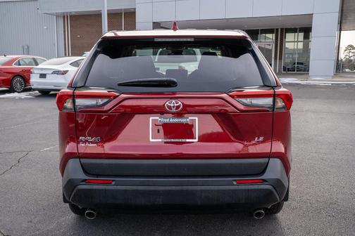 2023 Toyota RAV4 LE