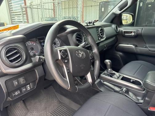 2022 Toyota Tacoma TRD Sport