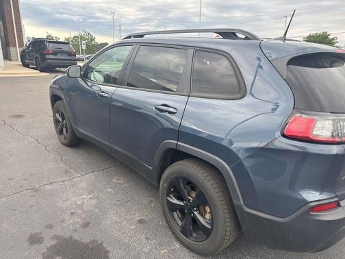Slate Blue Pearlcoat 2021 Jeep Cherokee Latitude