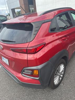 2020 Hyundai KONA SEL