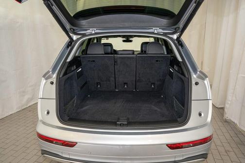 2023 Audi Q5 Prestige 40 TFSI quattro S tronic