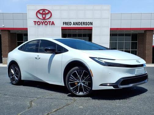 2025 Toyota Prius XLE