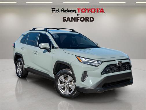 2022 Toyota RAV4 XLE