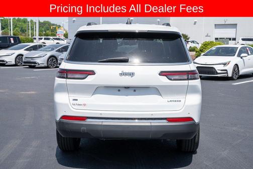 Bright White Clearcoat 2023 Jeep Grand Cherokee L Laredo