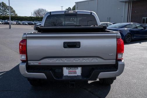 2017 Toyota Tacoma TRD Sport