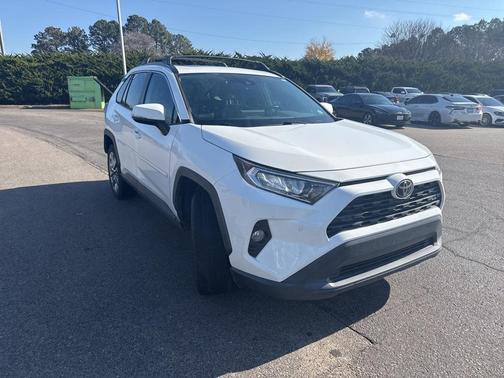 2019 Toyota RAV4 XLE Premium