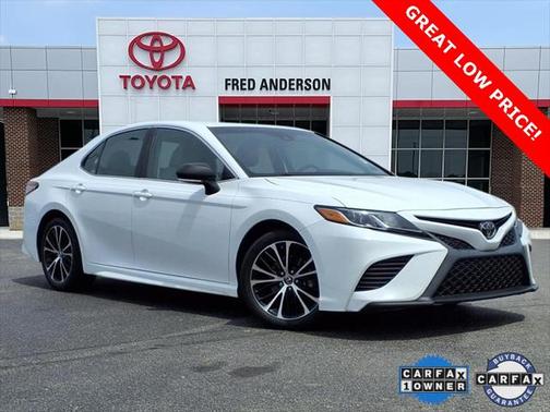 2018 Toyota Camry SE