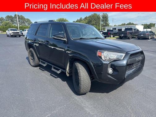 Midnight Black Metallic 2022 Toyota 4Runner SR5 Premium