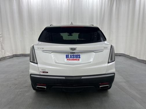 2022 Cadillac XT5 Sport