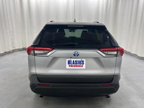 2021 Toyota RAV4 Hybrid LE