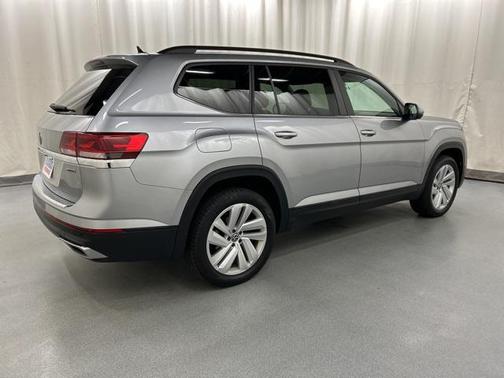 2021 Volkswagen Atlas 3.6L SE w/Technology
