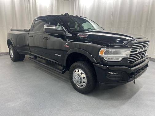 2021 RAM 3500 Laramie Crew Cab 4x4 8' Box