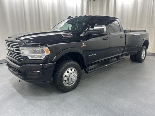 2021 RAM 3500 Laramie Crew Cab 4x4 8' Box