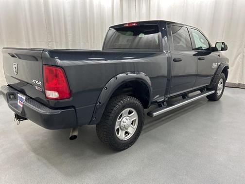 2018 RAM 2500 Tradesman Crew Cab 4x4 6'4' Box
