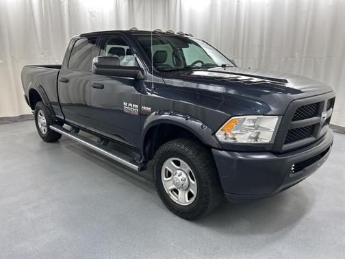2018 RAM 2500 Tradesman Crew Cab 4x4 6'4' Box