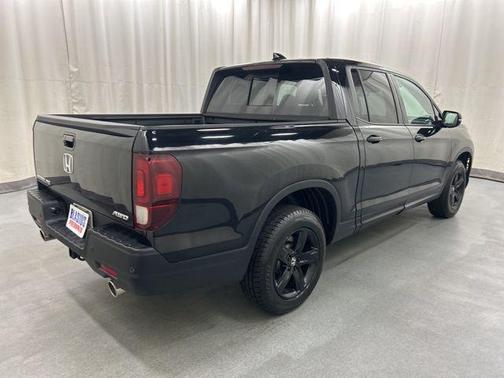 2023 Honda Ridgeline Black