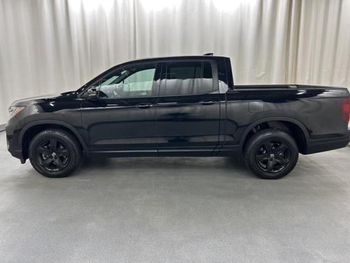 2023 Honda Ridgeline Black