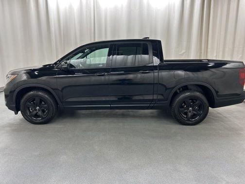 2023 Honda Ridgeline Black