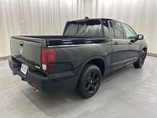 2023 Honda Ridgeline Black