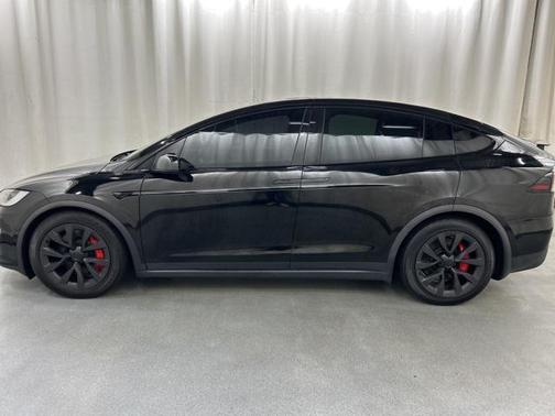 2023 Tesla Model X Plaid Tri Motor All-Wheel Drive