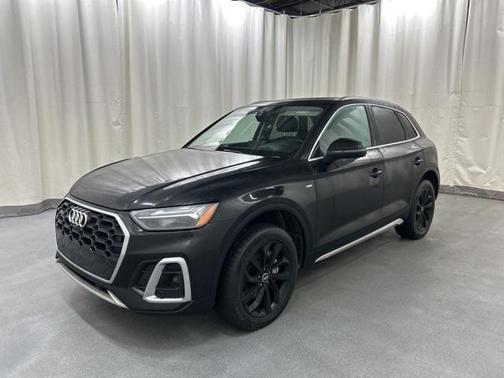 2023 Audi Q5 45 S line Premium Plus