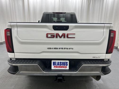 2024 GMC Sierra 3500 SLT
