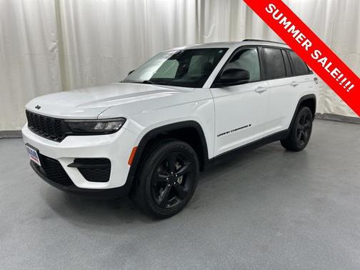 2022 Jeep Grand Cherokee Altitude