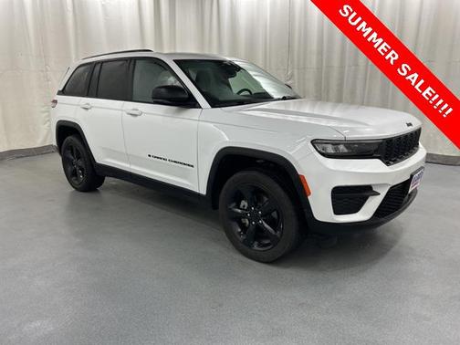 2022 Jeep Grand Cherokee Altitude