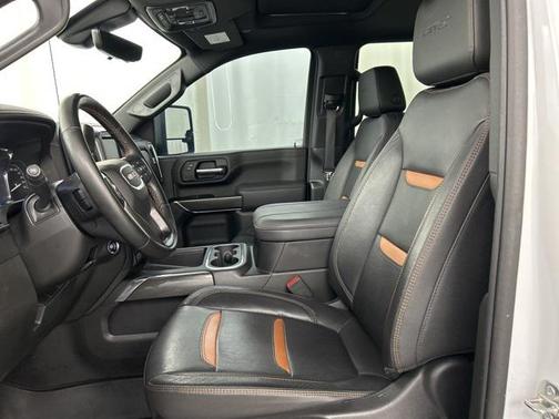 2023 GMC Sierra 2500 AT4