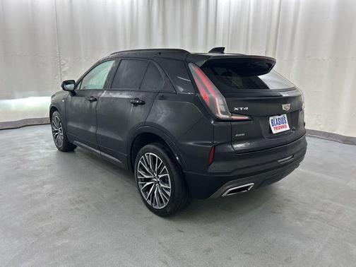 2024 Cadillac XT4 Sport