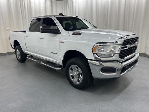 2022 RAM 2500 Big Horn Crew Cab 4x4 6'4' Box