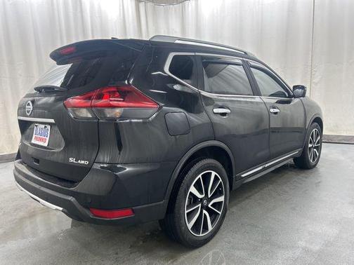 2020 Nissan Rogue SL