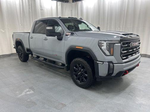 2024 GMC Sierra 2500 AT4
